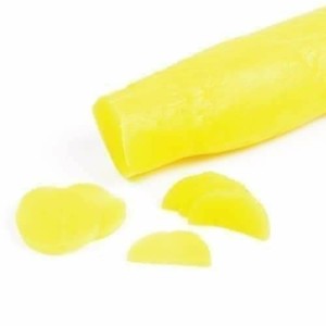 Yellow pickled Japanese radish Hotel restaurants use 1Kg.