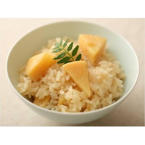 Imported Japanese bamboo shoots, very delicious.