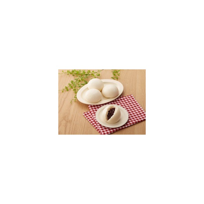 Steamed buns filled with Japanese red bean paste