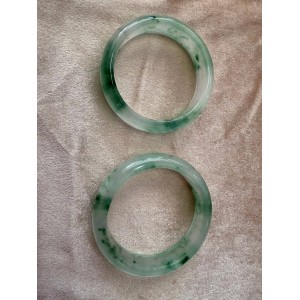 #Premium clear green jade bracelet, a symbol of stability, sustainability and immortality.