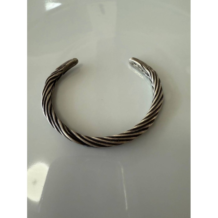Premium bracelet, 98% pure silver, Japanese style, like it.