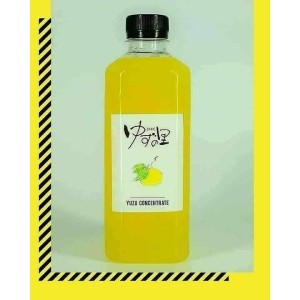 🍊 "Yuzu" is a famous citrus fruit that is considered a representative of Japan. It is often used as a main ingredient in Japanes
