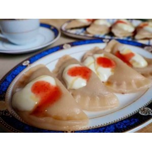 Strawberry Pierogi ปีแยรอกีรสสตอรเบอรรี่