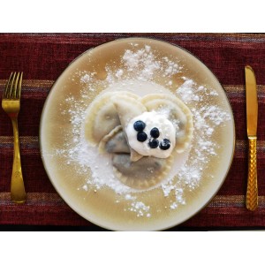 Blueberry Pierogi ปีแยรอกีรสบลูเบอรรี่